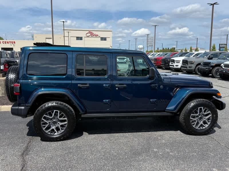 2025 Jeep Wrangler 4-Door Sahara 4x4