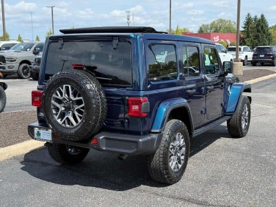 2025 Jeep Wrangler 4-Door Sahara 4x4