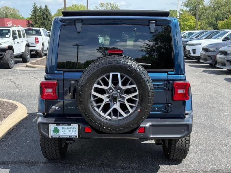 2025 Jeep Wrangler 4-Door Sahara 4x4