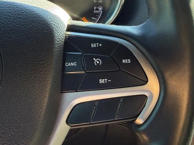 2022 Jeep Grand Cherokee Laredo X 4x2