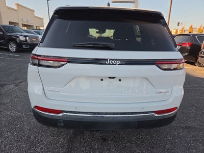 2025 Jeep Grand Cherokee Laredo 4x4