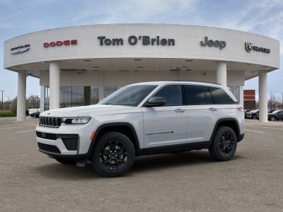 2026 Jeep Grand Cherokee Laredo Altitude