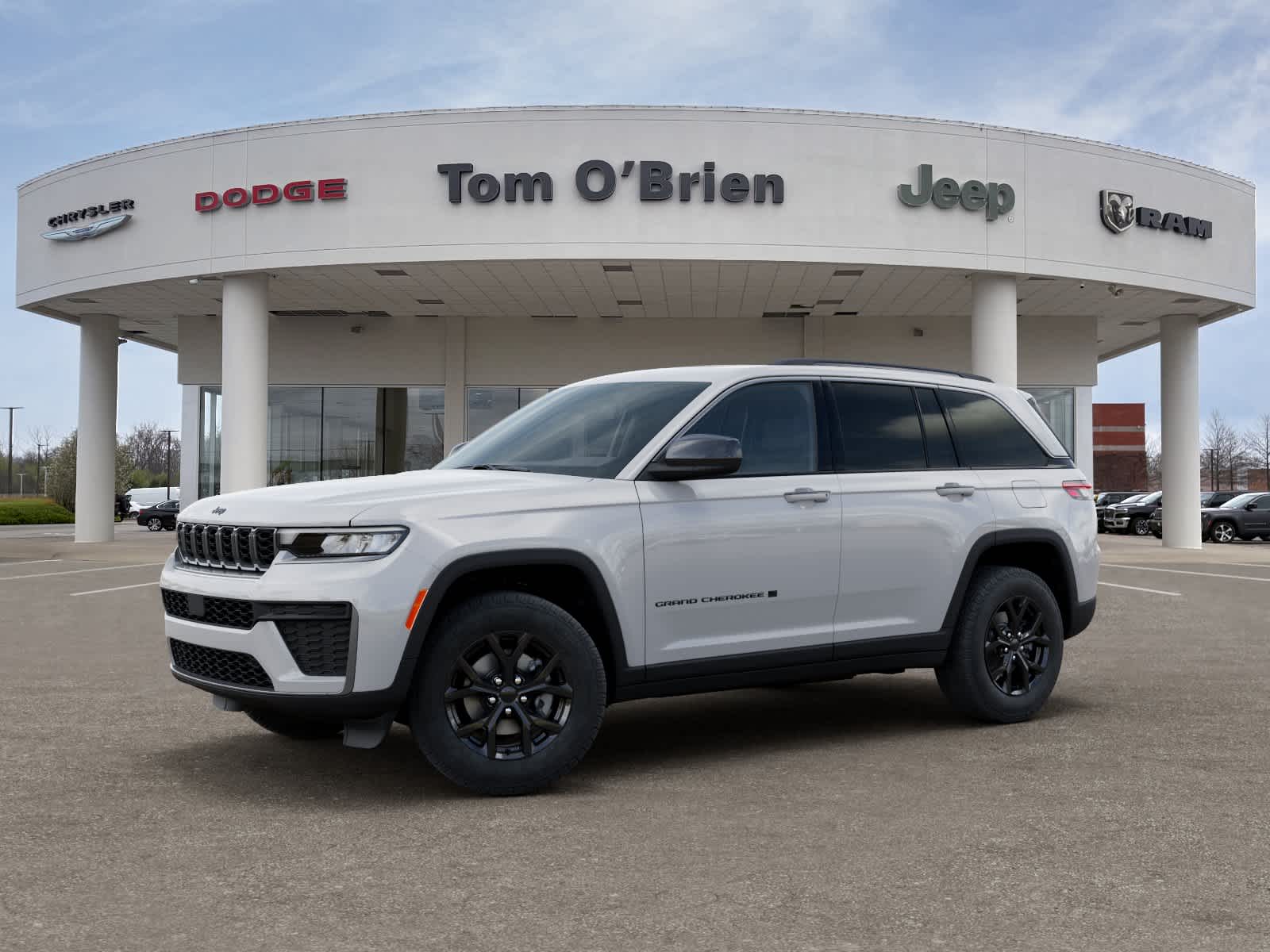 2026 Jeep Grand Cherokee Laredo Altitude