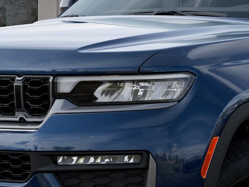2027 Jeep Grand Cherokee LIMITED 4X4