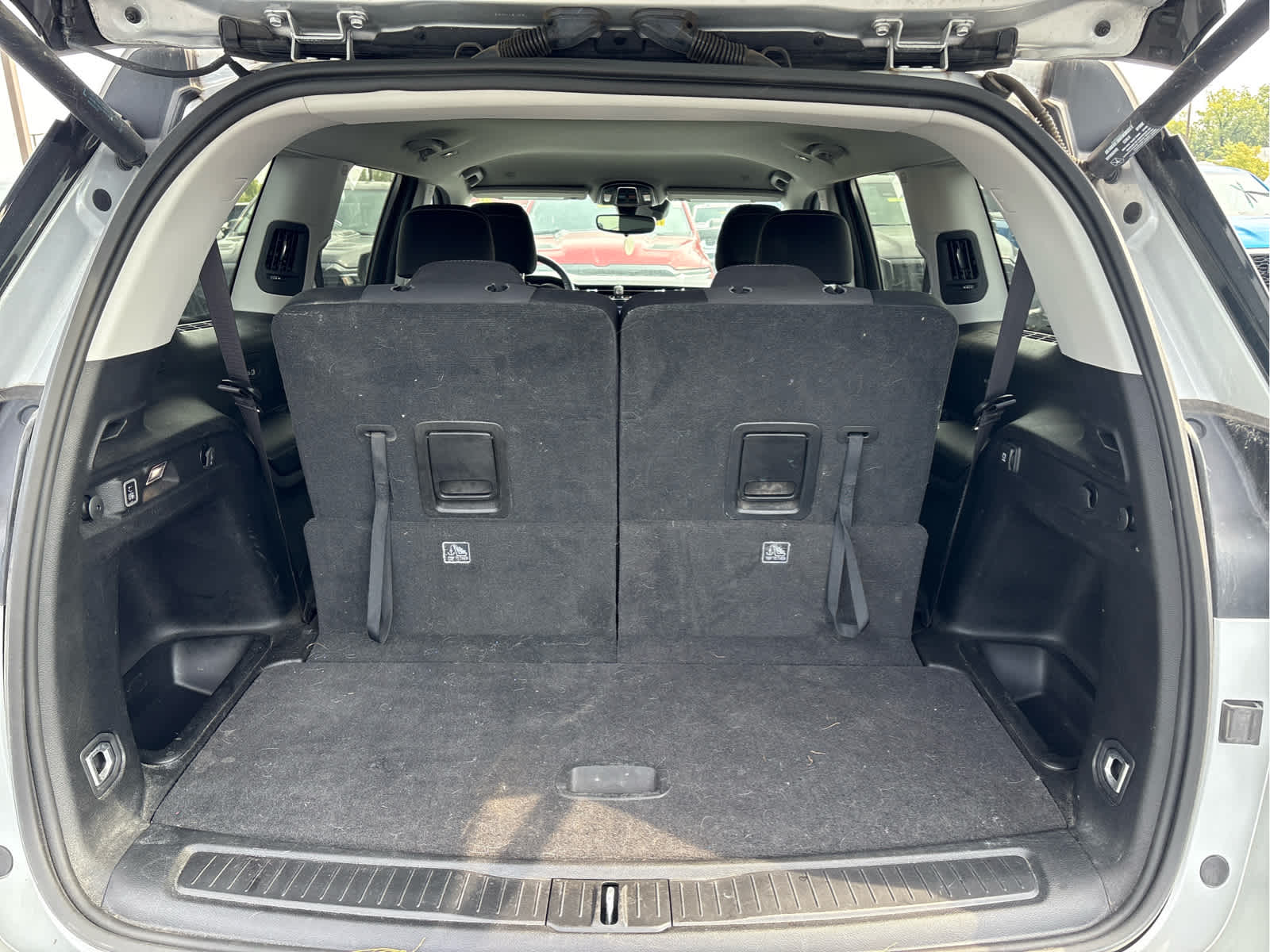 2023 Jeep Grand Cherokee L Laredo 4x4