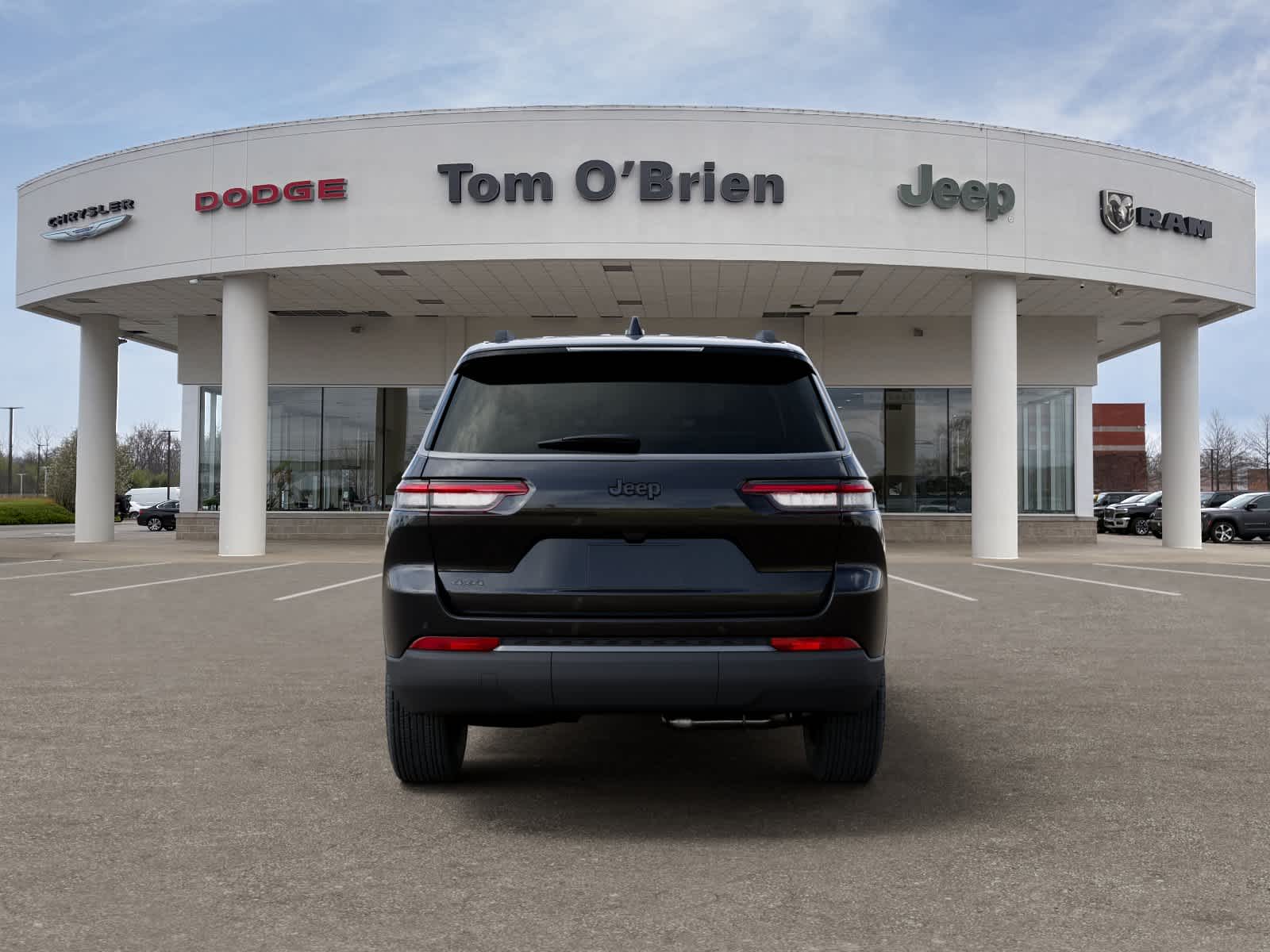 2026 Jeep Grand Cherokee L Laredo Altitude