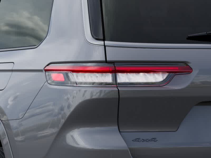 2027 Jeep Grand Cherokee L L LIMITED RESERVE 4X4