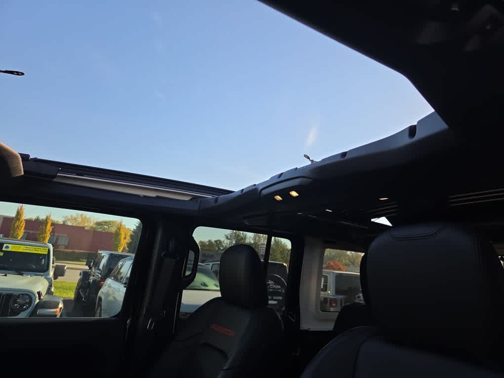 2025 Jeep Wrangler 4-Door Recon 4x4