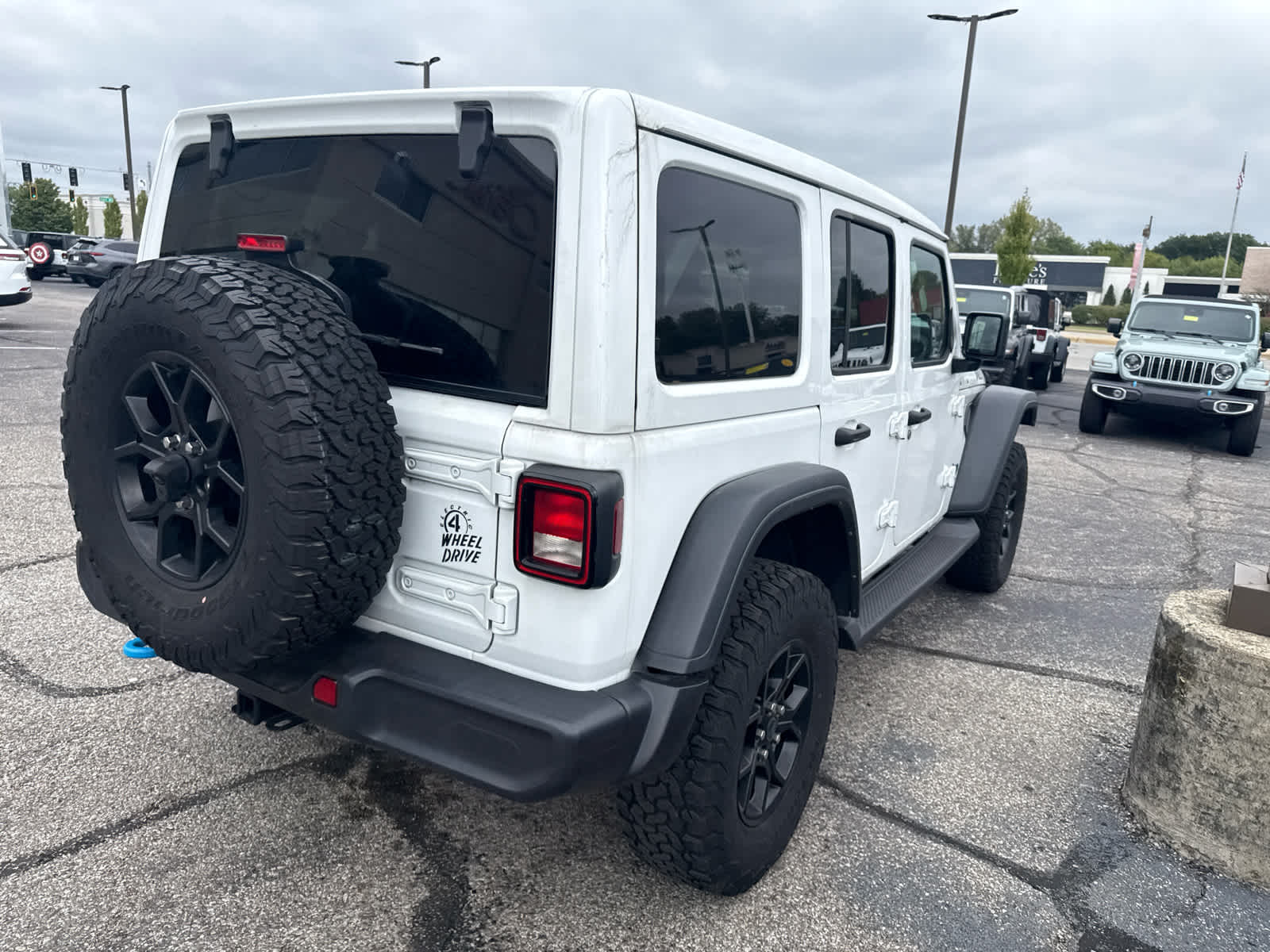 2024 Jeep Wrangler 4xe Willys 4xe