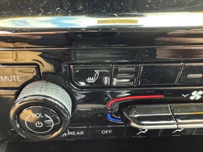 2023 Jeep Grand Cherokee Base