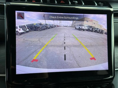 2023 Jeep Grand Cherokee Base