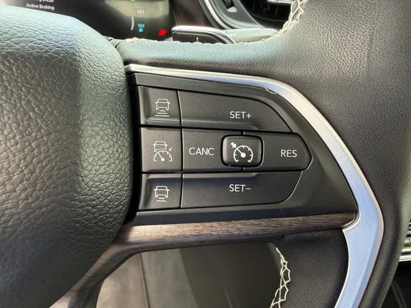 2024 Jeep Grand Cherokee Anniversary Edition