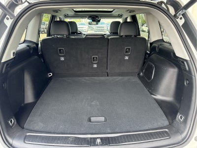 2023 Jeep Grand Cherokee Base