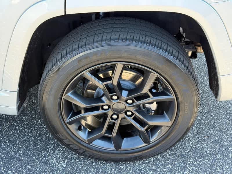 2023 Jeep Grand Cherokee 30th Anniversary