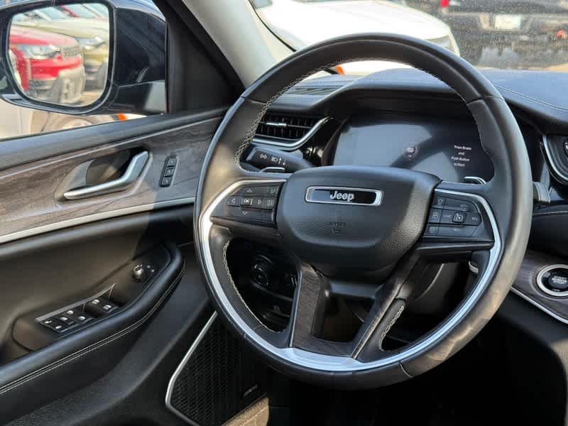 2023 Jeep Grand Cherokee 30th Anniversary