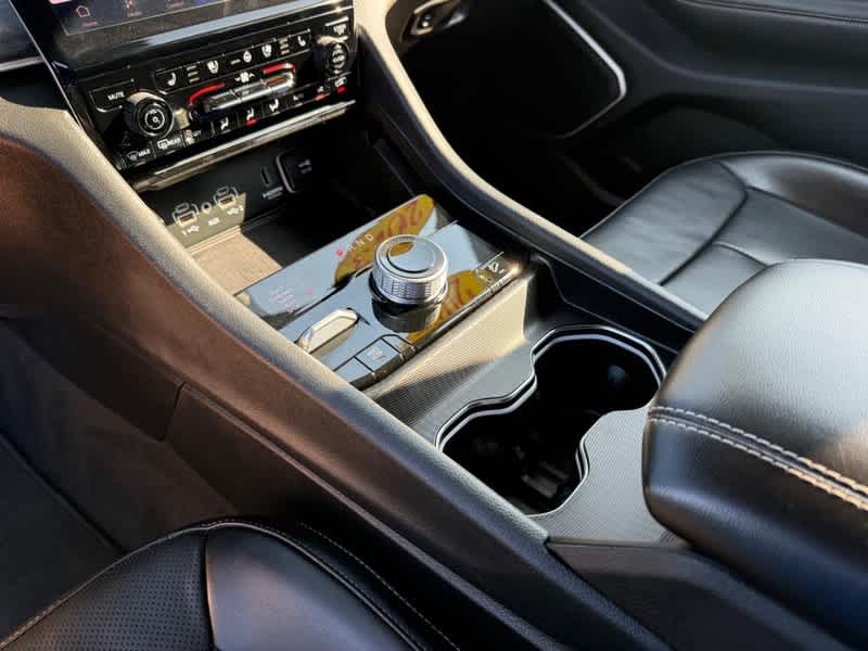 2023 Jeep Grand Cherokee 30th Anniversary
