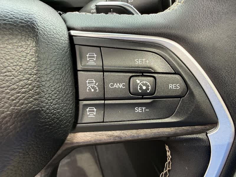 2024 Jeep Grand Cherokee Anniversary Edition