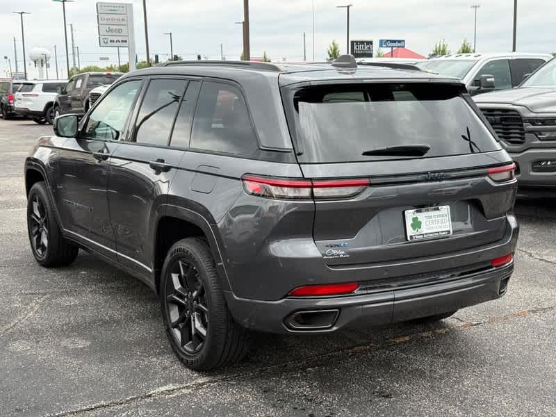 2024 Jeep Grand Cherokee Anniversary Edition