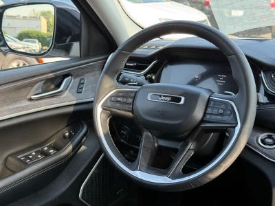 2023 Jeep Grand Cherokee 30th Anniversary