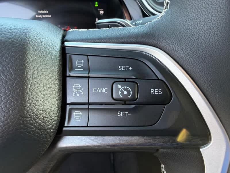 2023 Jeep Grand Cherokee 30th Anniversary