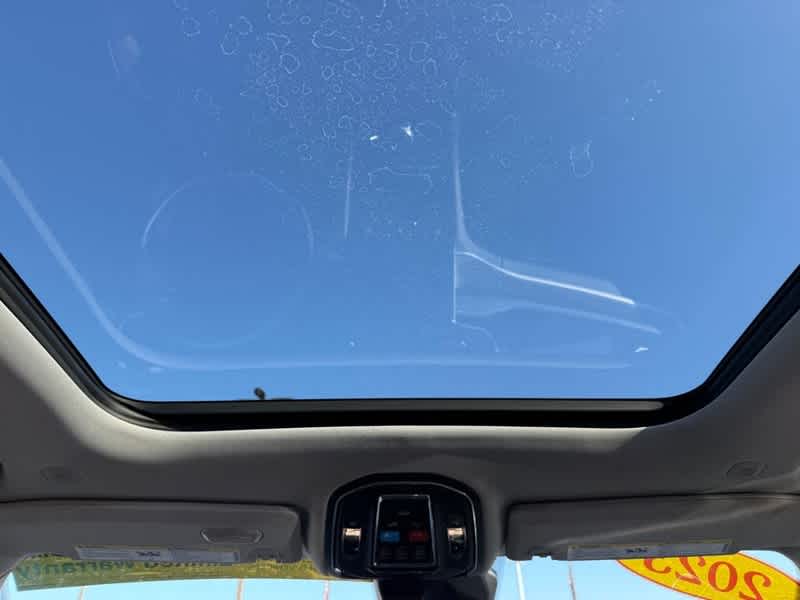 2023 Jeep Grand Cherokee 30th Anniversary