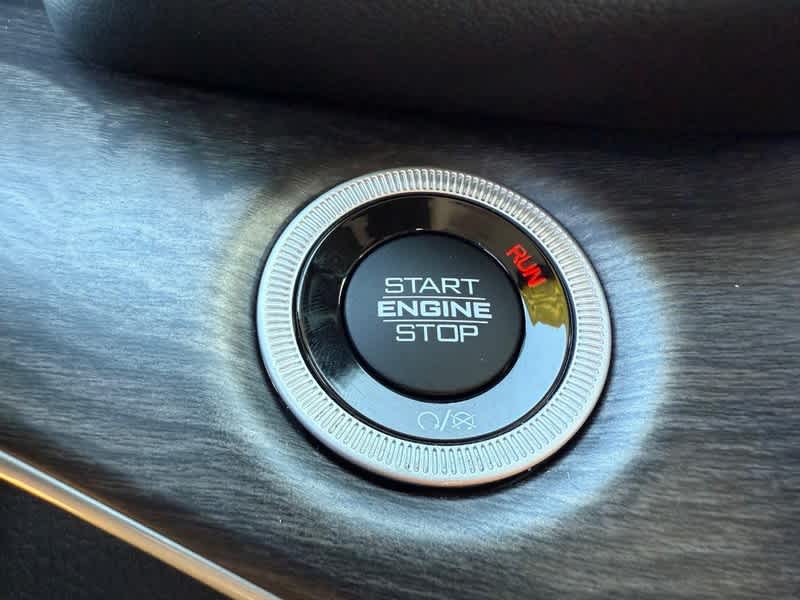 2023 Jeep Grand Cherokee 30th Anniversary