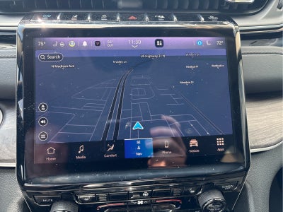 2023 Jeep Grand Cherokee Base