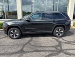 2023 Jeep Grand Cherokee Base