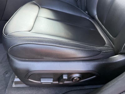2023 Jeep Grand Cherokee Base