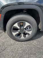 2023 Jeep Grand Cherokee Base