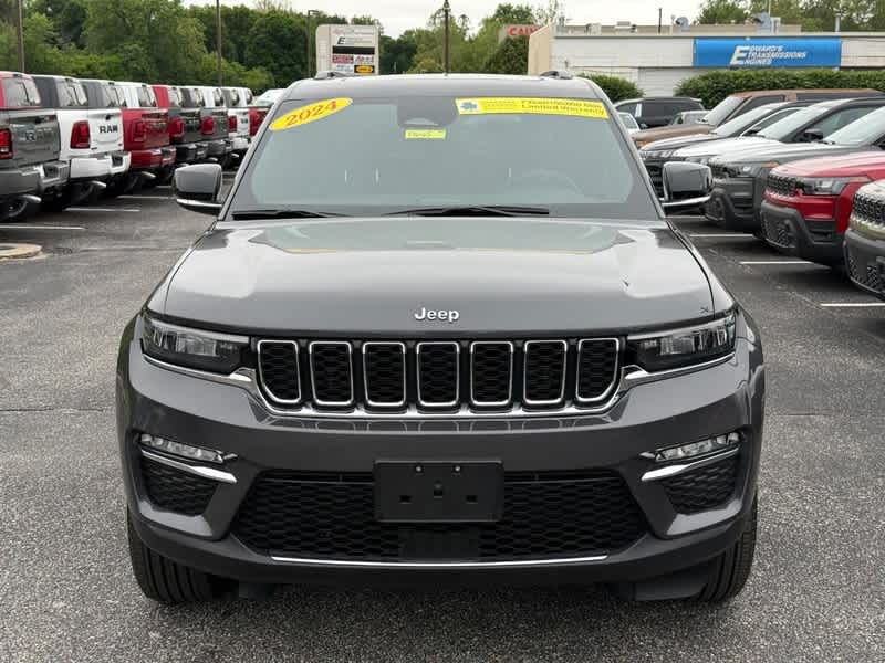 2024 Jeep Grand Cherokee Base