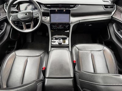 2024 Jeep Grand Cherokee Base