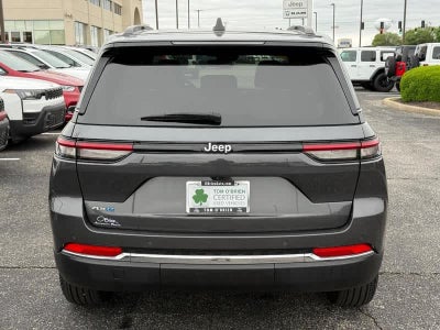 2024 Jeep Grand Cherokee Base