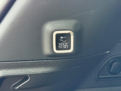 2024 Jeep Grand Cherokee Base