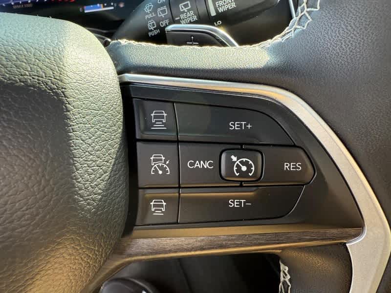 2023 Jeep Grand Cherokee 30th Anniversary