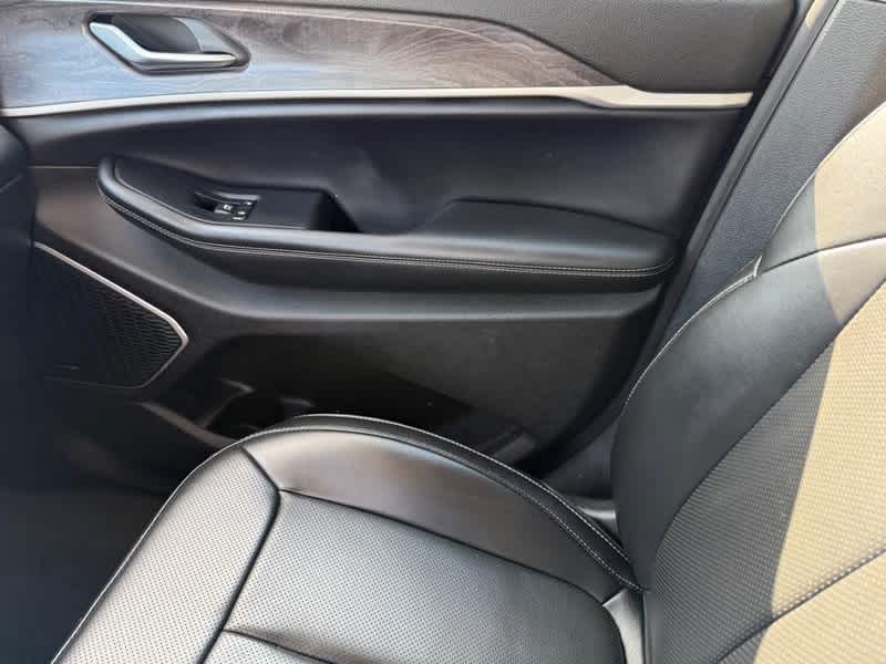 2023 Jeep Grand Cherokee 30th Anniversary