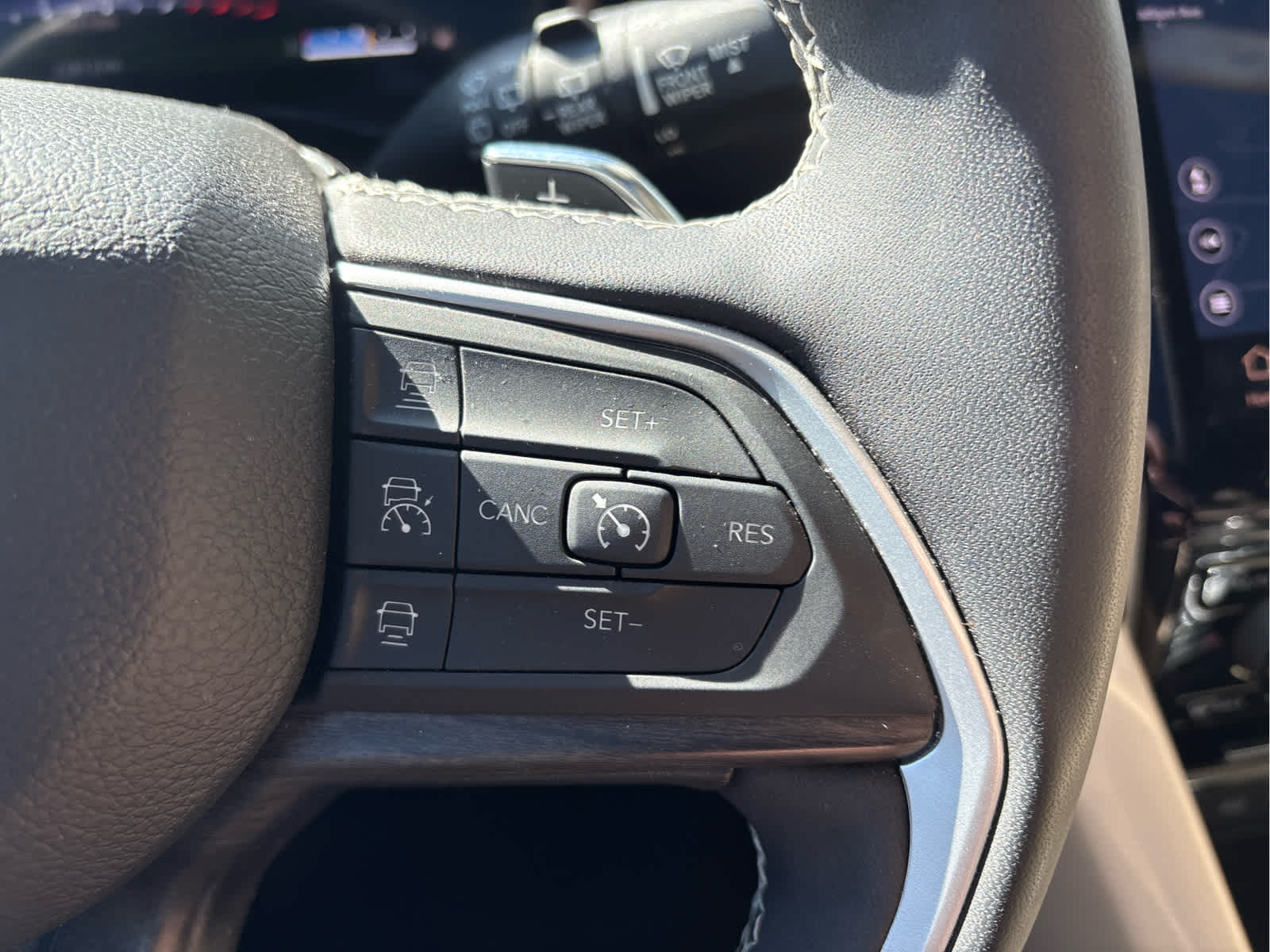 2024 Jeep Grand Cherokee Base