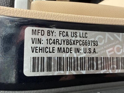 2023 Jeep Grand Cherokee Base