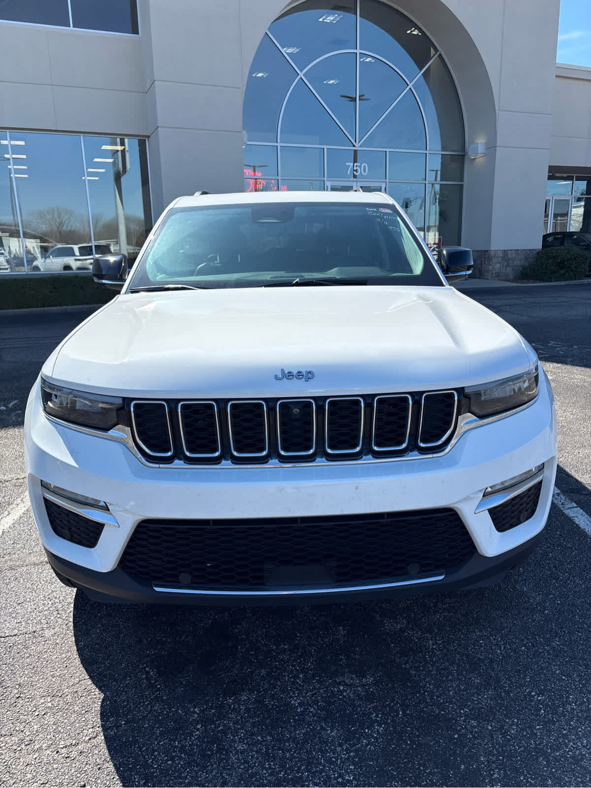 2024 Jeep Grand Cherokee Base