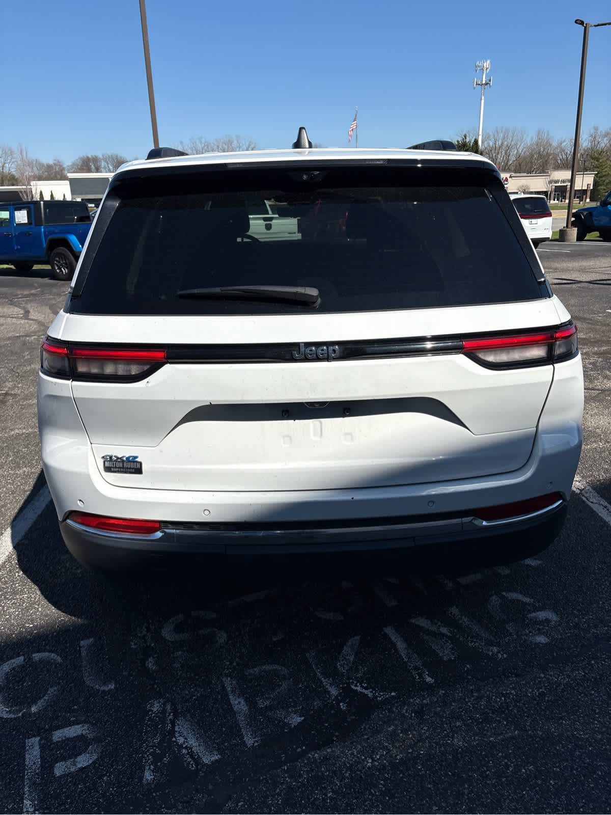 2024 Jeep Grand Cherokee Base
