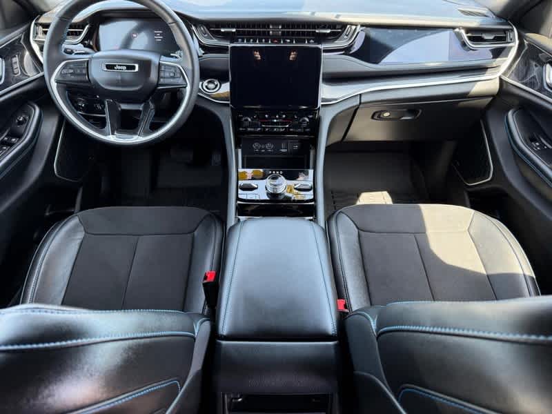 2023 Jeep Grand Cherokee Trailhawk