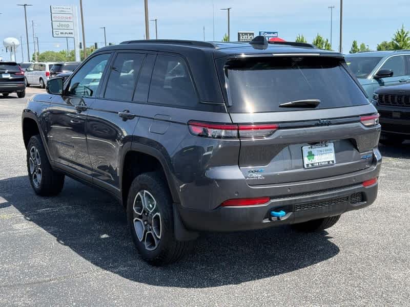 2023 Jeep Grand Cherokee Trailhawk