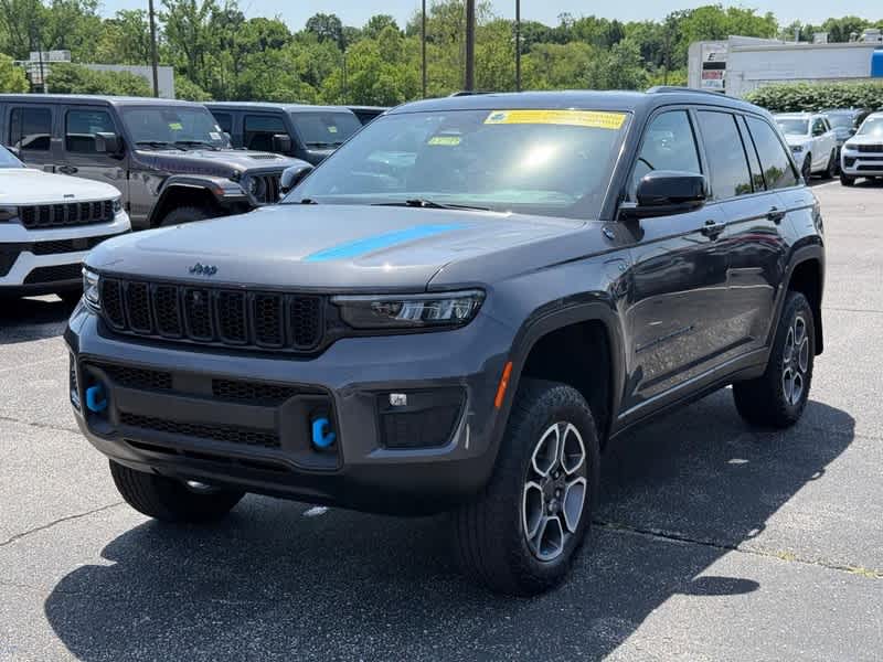 2023 Jeep Grand Cherokee Trailhawk