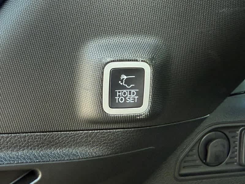 2023 Jeep Grand Cherokee Trailhawk