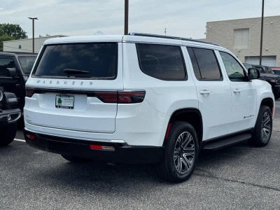 2023 Jeep Wagoneer Base