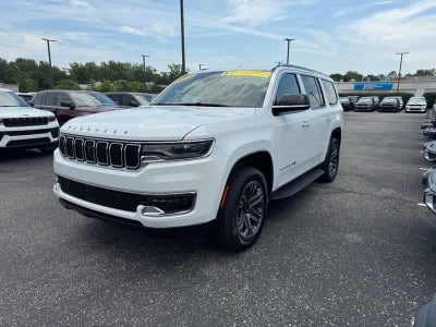 2023 Jeep Wagoneer Base