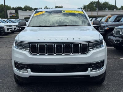 2023 Jeep Wagoneer Base