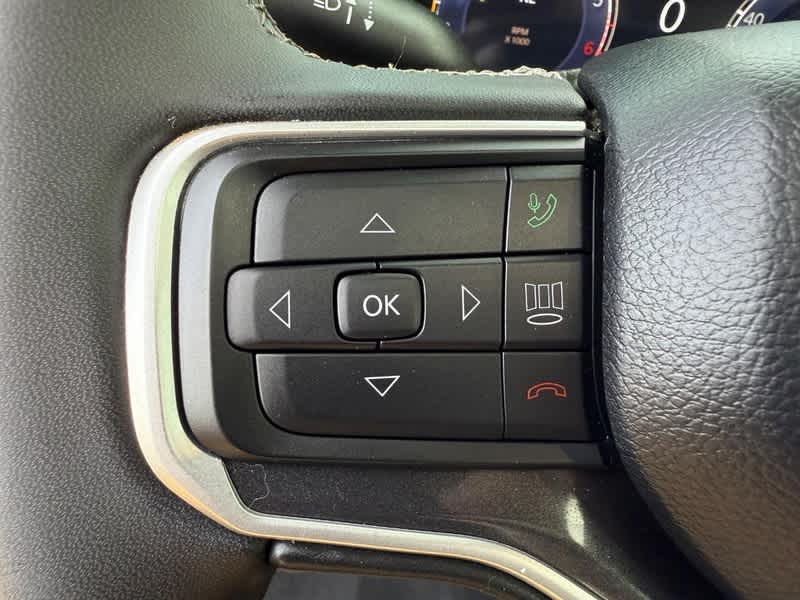 2024 Jeep Wagoneer Base