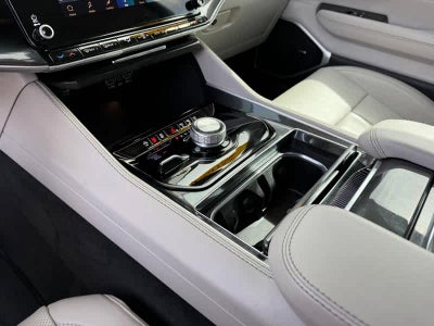 2024 Jeep Wagoneer Base