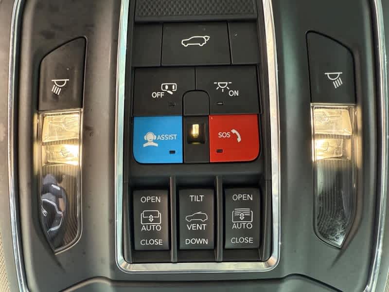 2024 Jeep Wagoneer Base